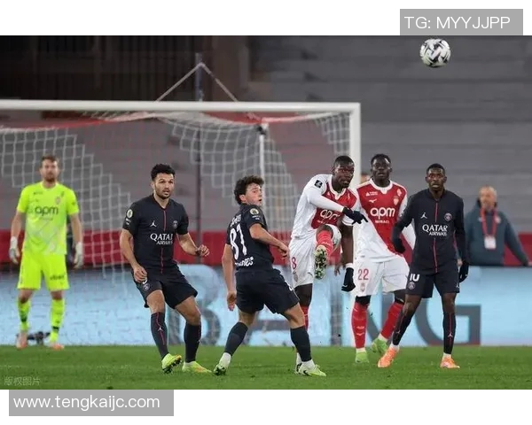 巴黎圣日耳曼新赛季展望：明星阵容与战术革新引领法甲风潮